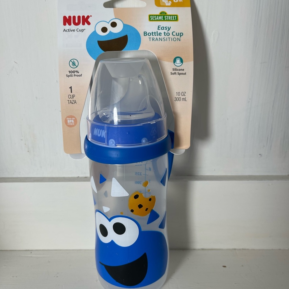 Sesame Street Nuk 10oz sippy cup, learner cup Cookie Monster